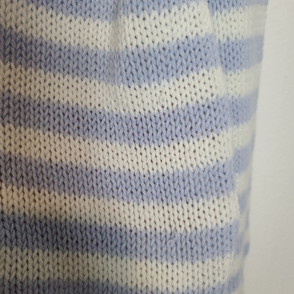 WOODEN SHIPS Eloise Heart V-neck Sweater in Blue Wisp Stripe - Picture 10 of 11